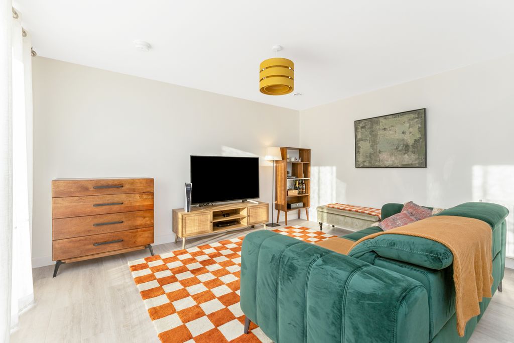 Property photo 3 of 17 Property Image 3