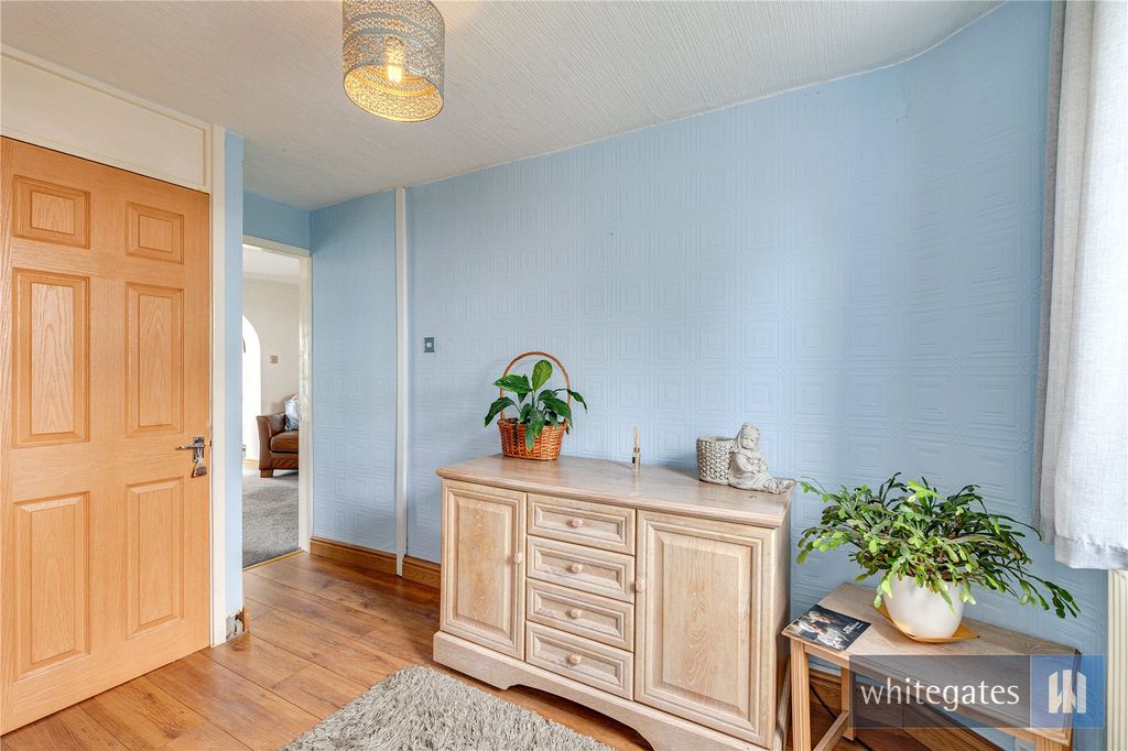 Property photo 2 of 29 Picture No. 02