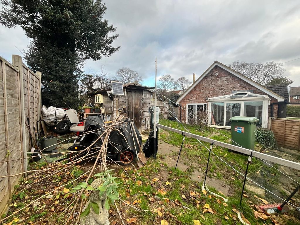 Property photo 2 of 3