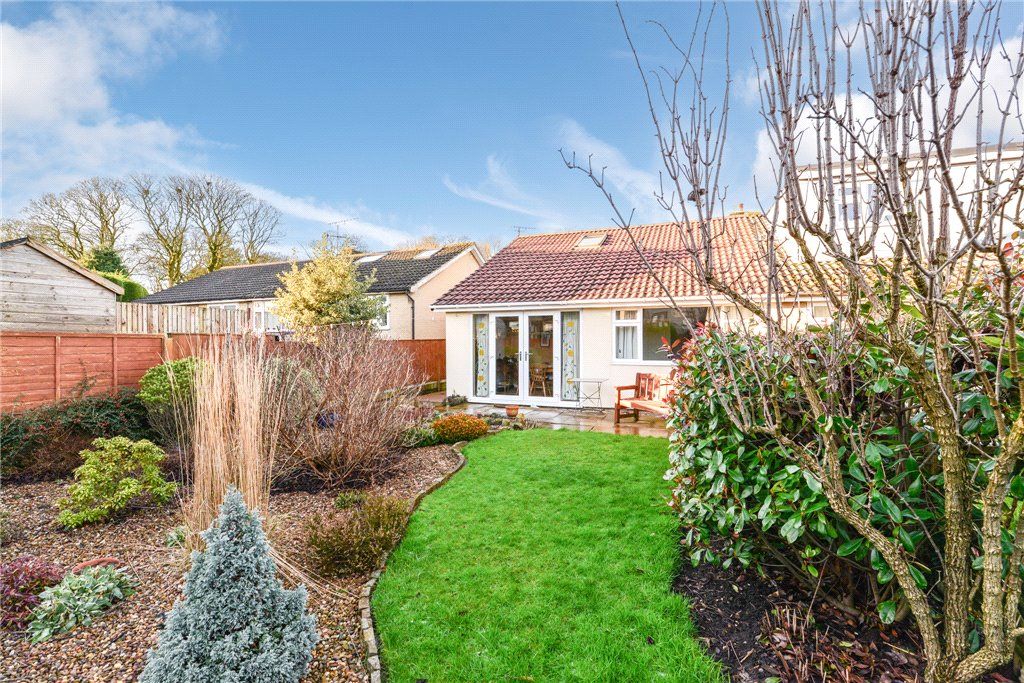 Property photo 2 of 23 Garden