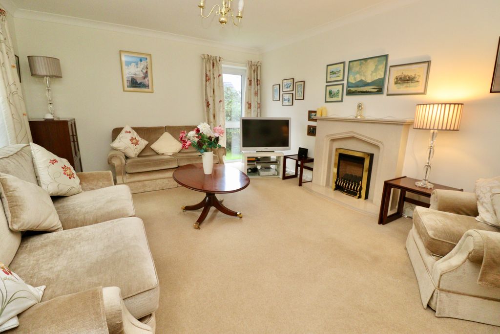 Property photo 2 of 19 Img_5465