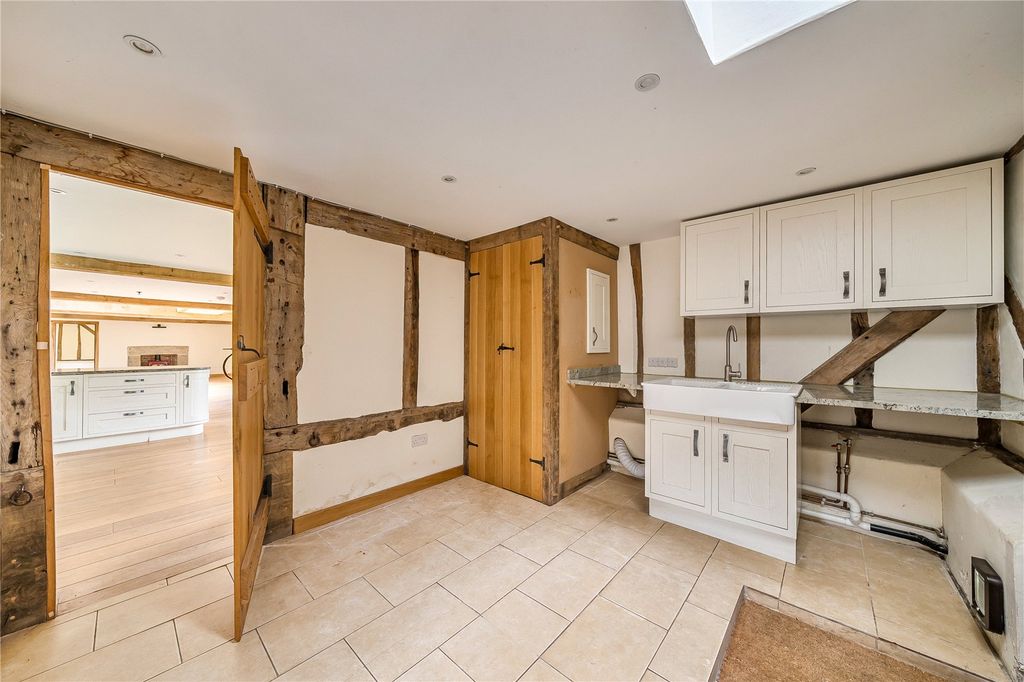 Property photo 3 of 8 Utility Room