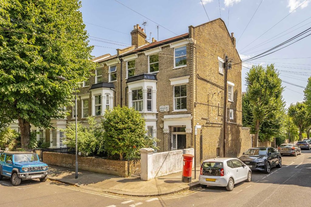 Property photo 1 of 6