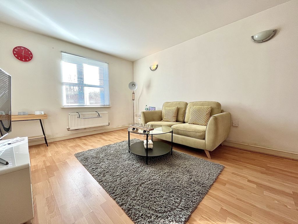 Property photo 2 of 5