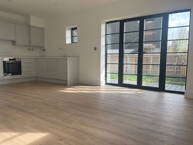 Property photo 1 of 16 Img_7659