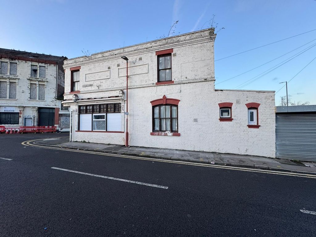 Property photo 2 of 4 24 To 25 Lower Lichfield Street, Willenhall, West (5).Jpg