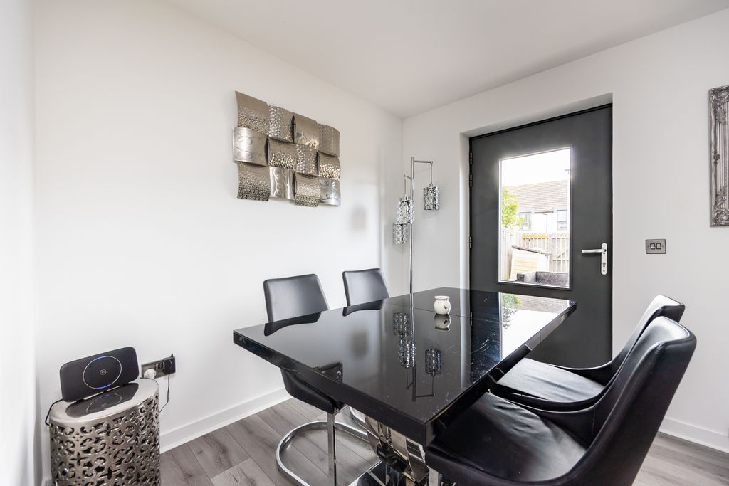 Property photo 3 of 26 Property Image 3