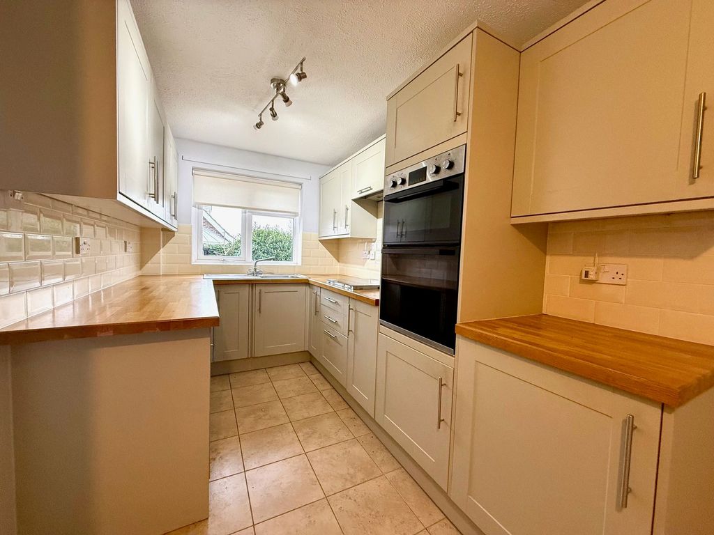 Property photo 2 of 15