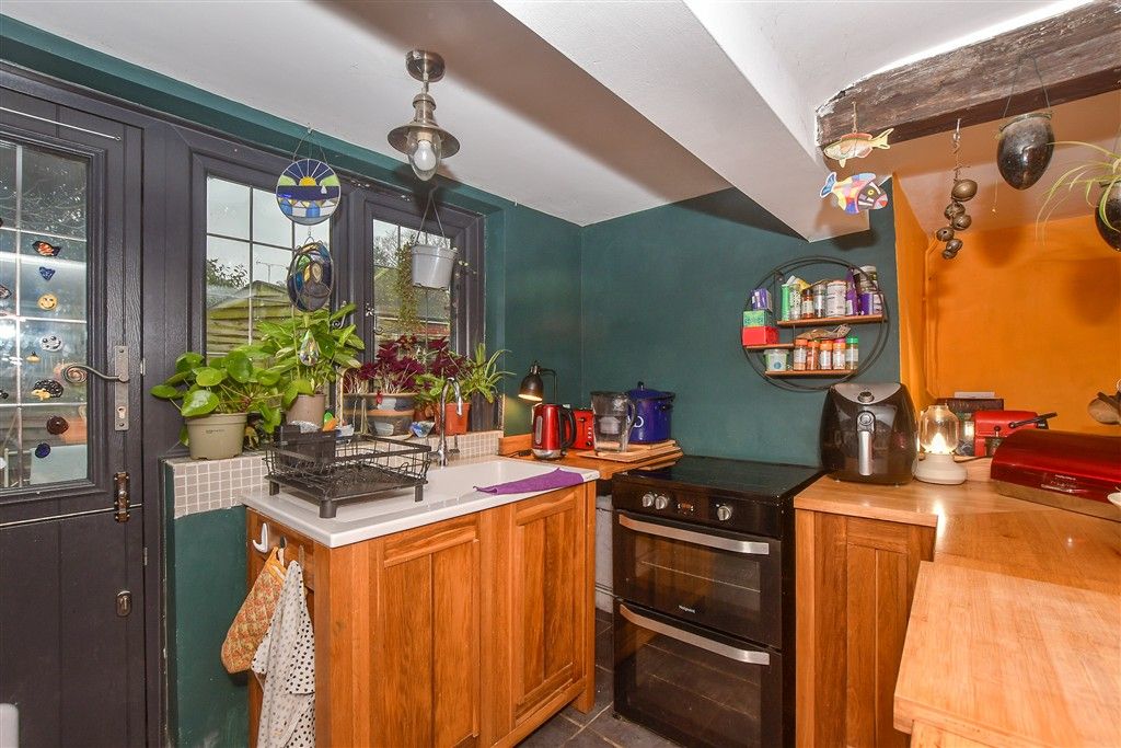 Property photo 3 of 10 Kitchen Area