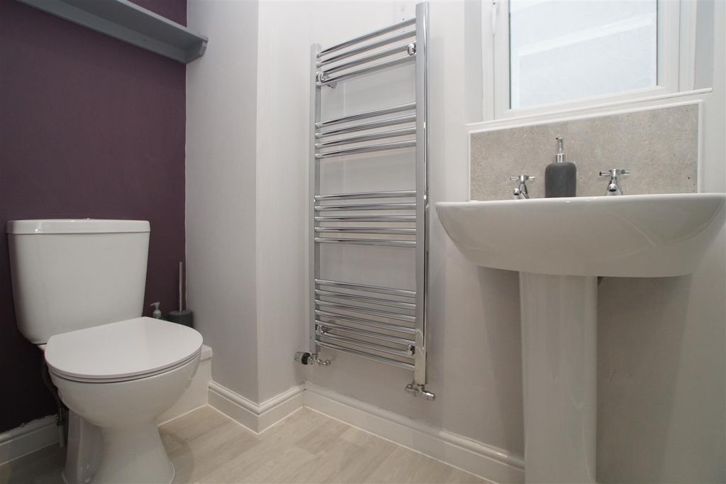 Property photo 3 of 18 58Stmichaelsdriveens.Jpg