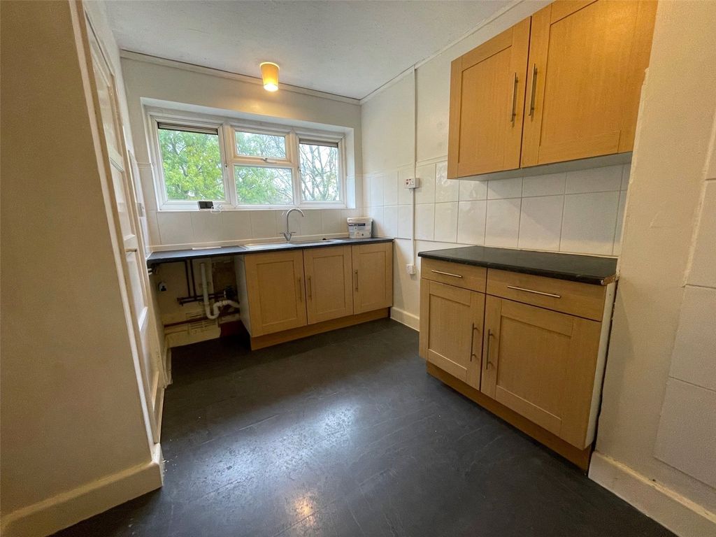 Property photo 2 of 9 Picture No. 06