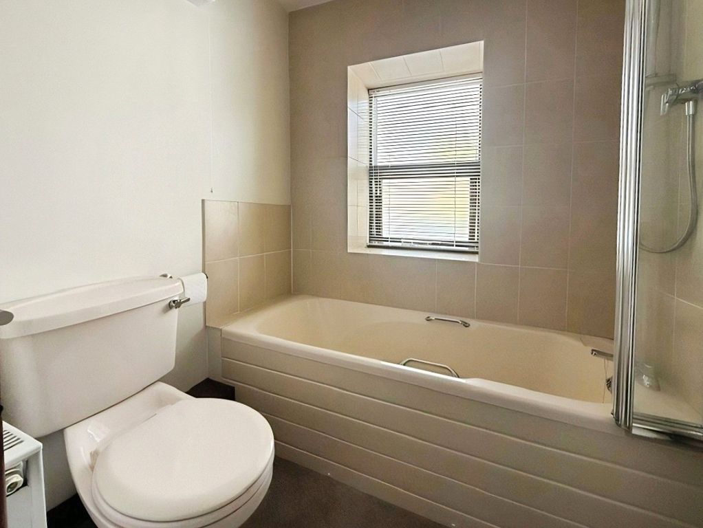 Property photo 3 of 13 Picture No. 02