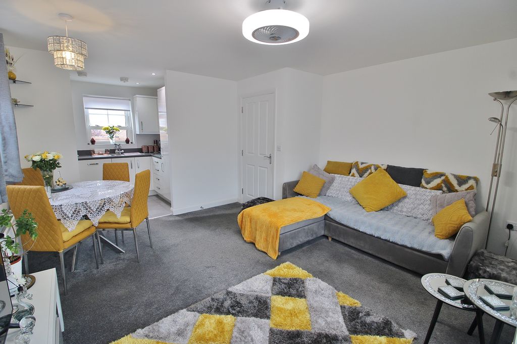 Property photo 3 of 9