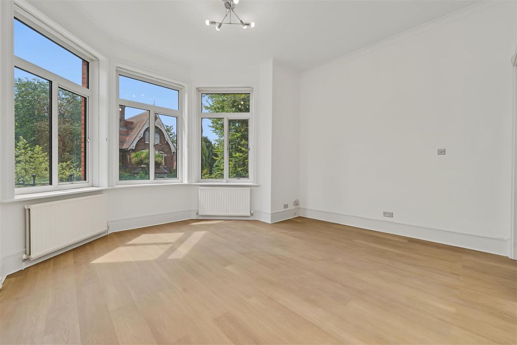 Property photo 2 of 11 B.Jpg
