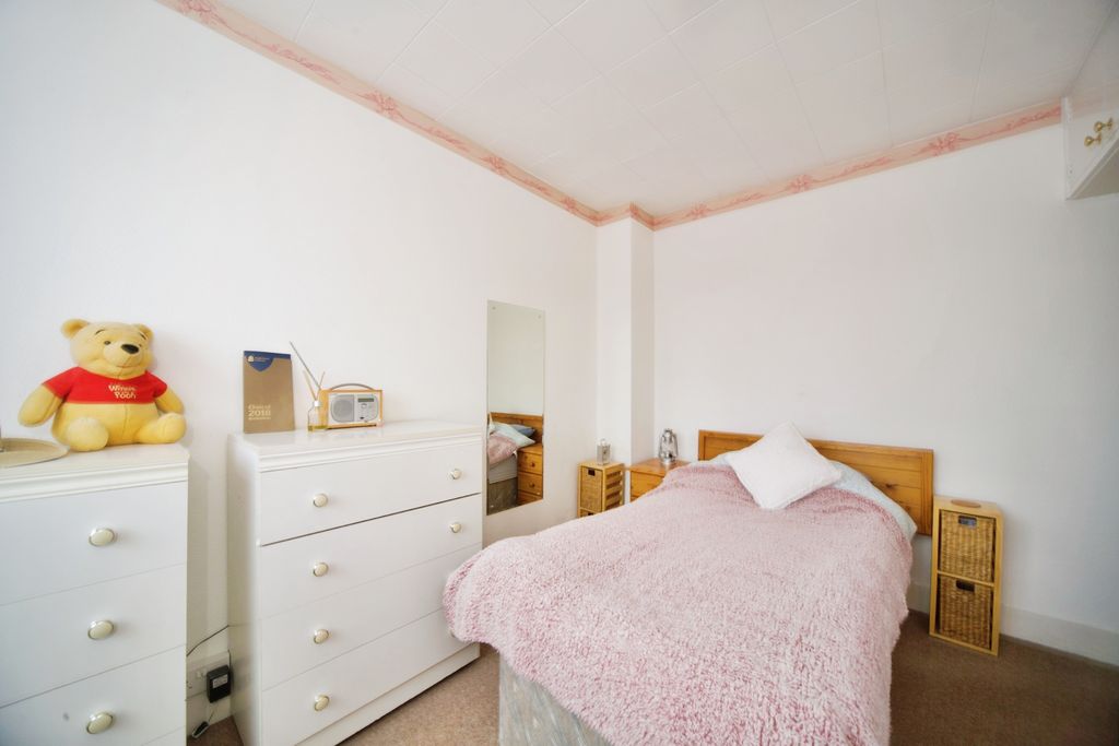 Property photo 3 of 17 Photography