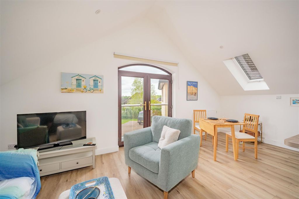 Property photo 3 of 14 124B William Fitzgerald Way Dundee-6.Jpg