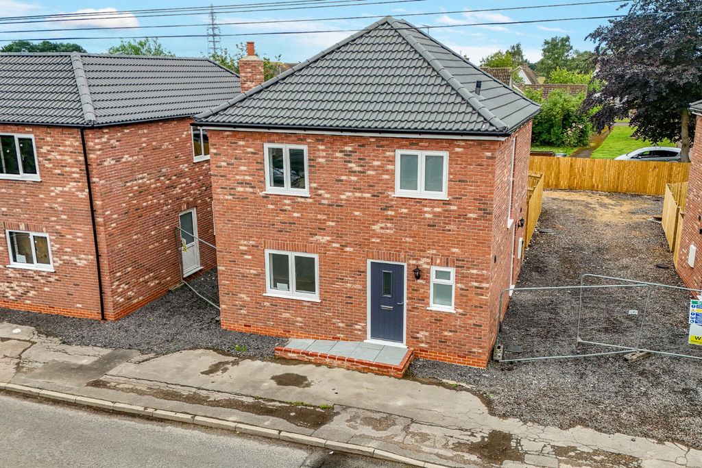 Property photo 1 of 27 5244802