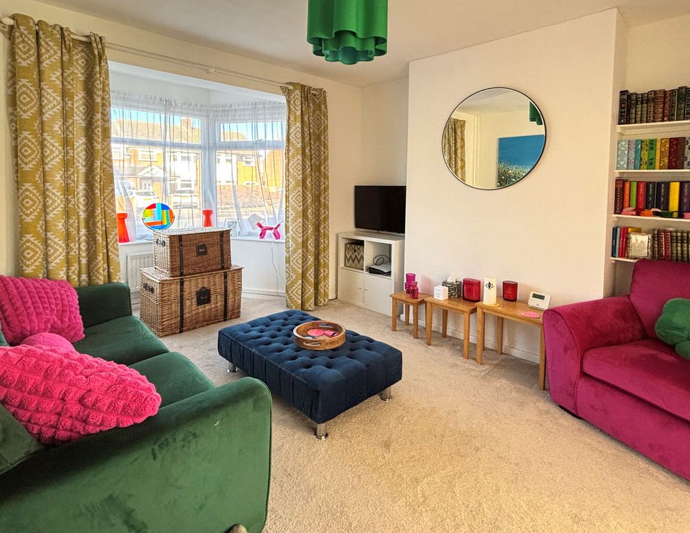 Property photo 2 of 12 Photo 2