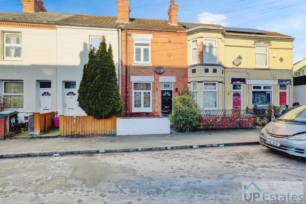 Property photo 1 of 17