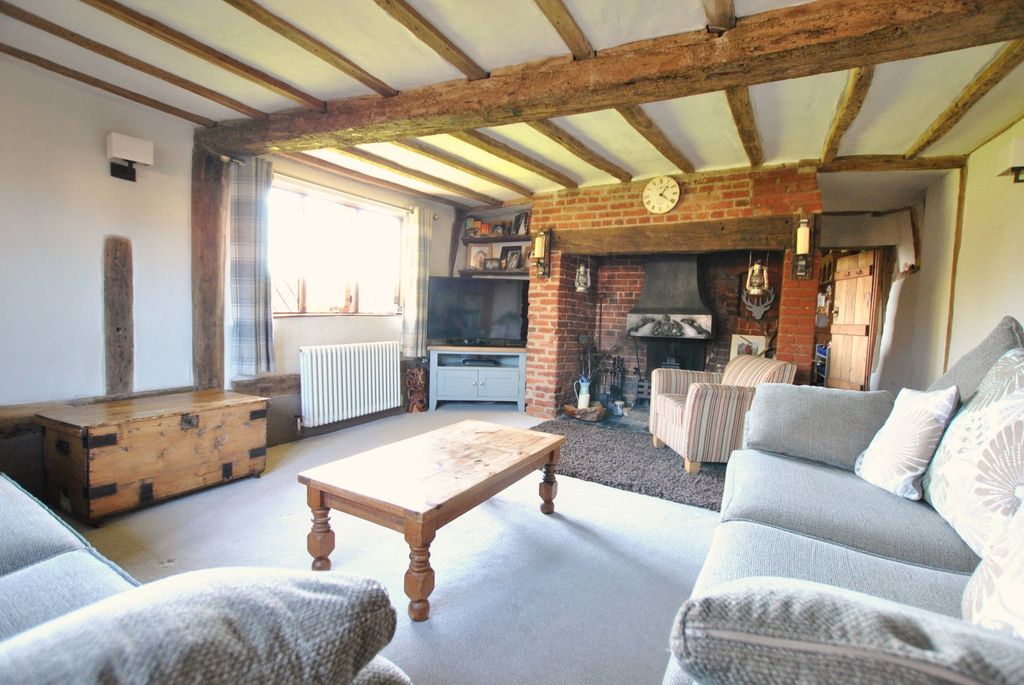 Property photo 3 of 16