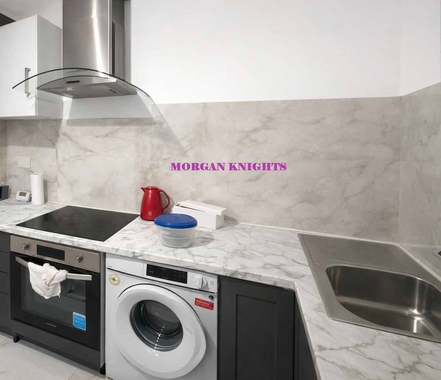 Property photo 2 of 3