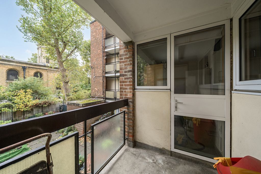 Property photo 3 of 16 Balcony