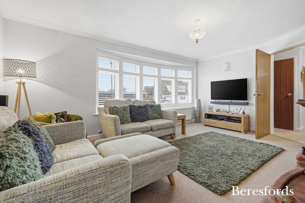 Property photo 2 of 23 Picture No. 21