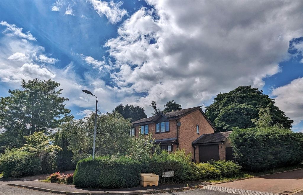 Property photo 3 of 35