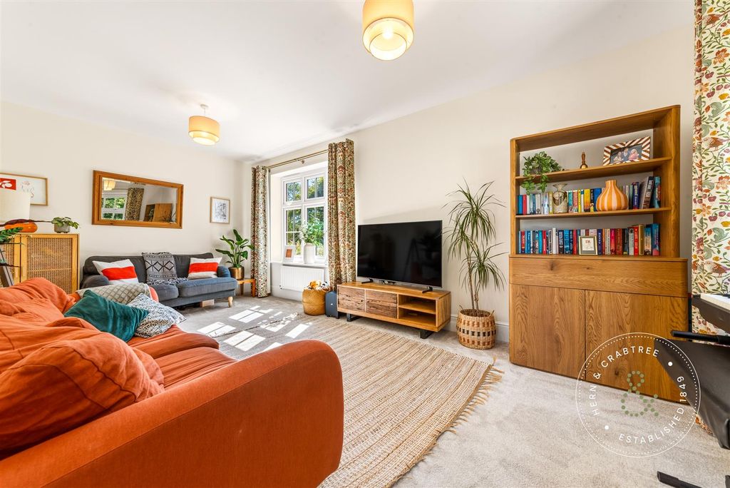Property photo 2 of 34 Clos-Coed-Bychan-16.Jpg