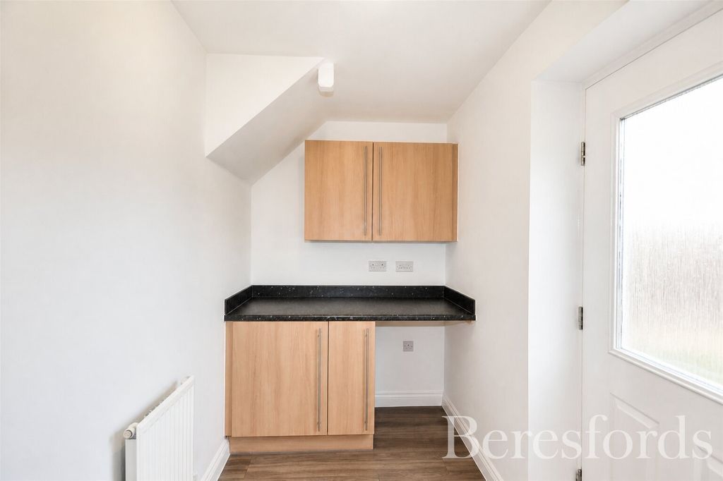 Property photo 3 of 12 Kitchen View 2