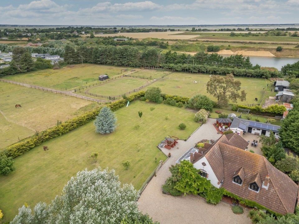 Property photo 2 of 30 Tg26