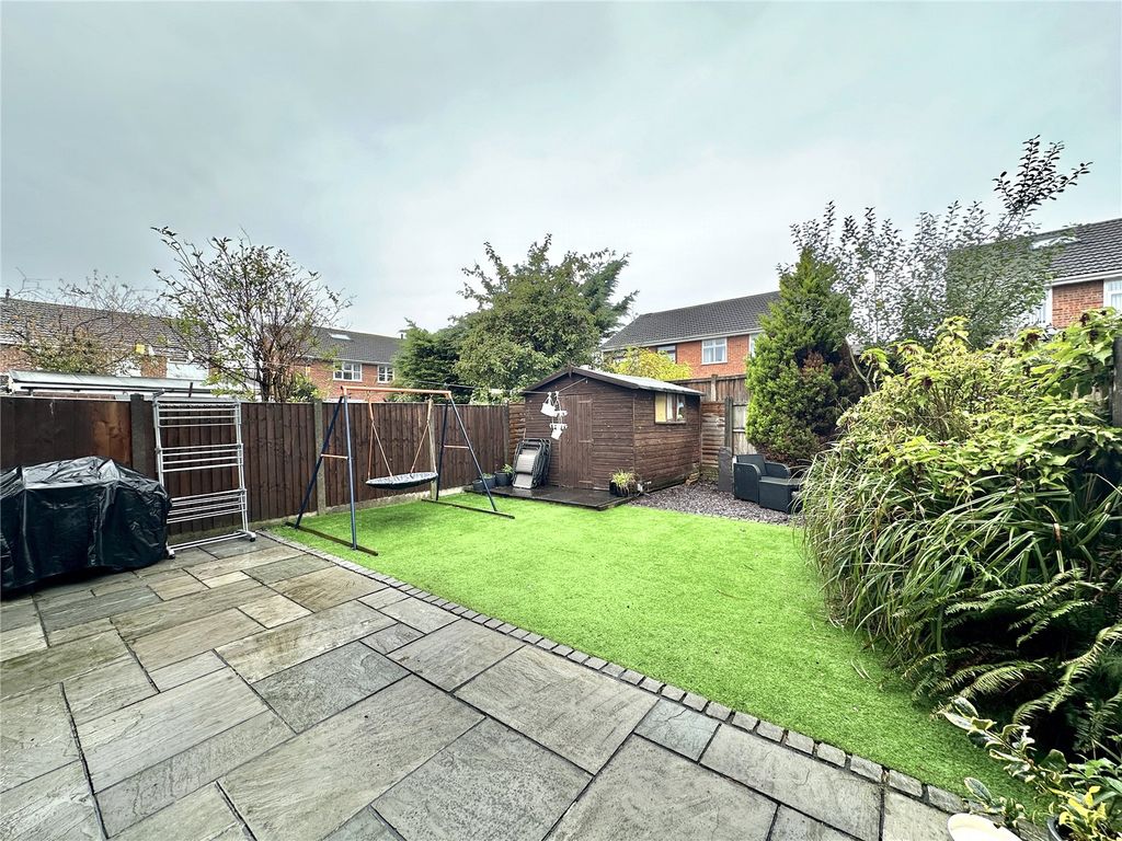 Property photo 2 of 23 Picture No. 20