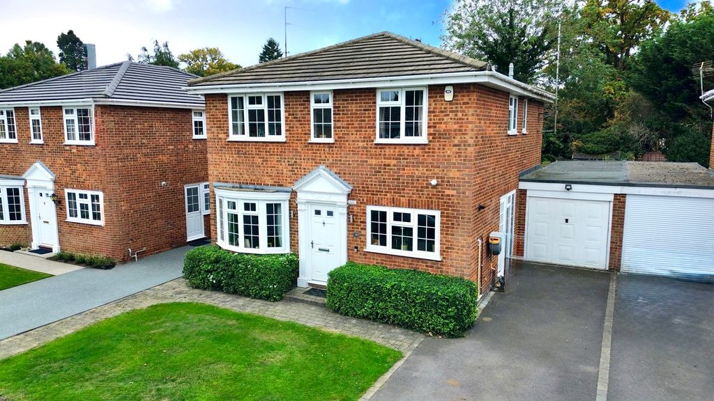 Property photo 1 of 17 Photograph