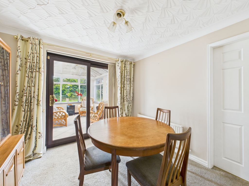 Property photo 3 of 28