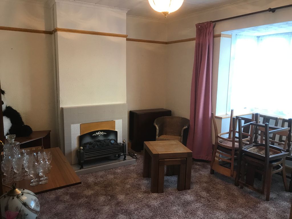 Property photo 3 of 7