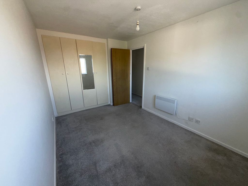 Property photo 2 of 9 Bedroom 1