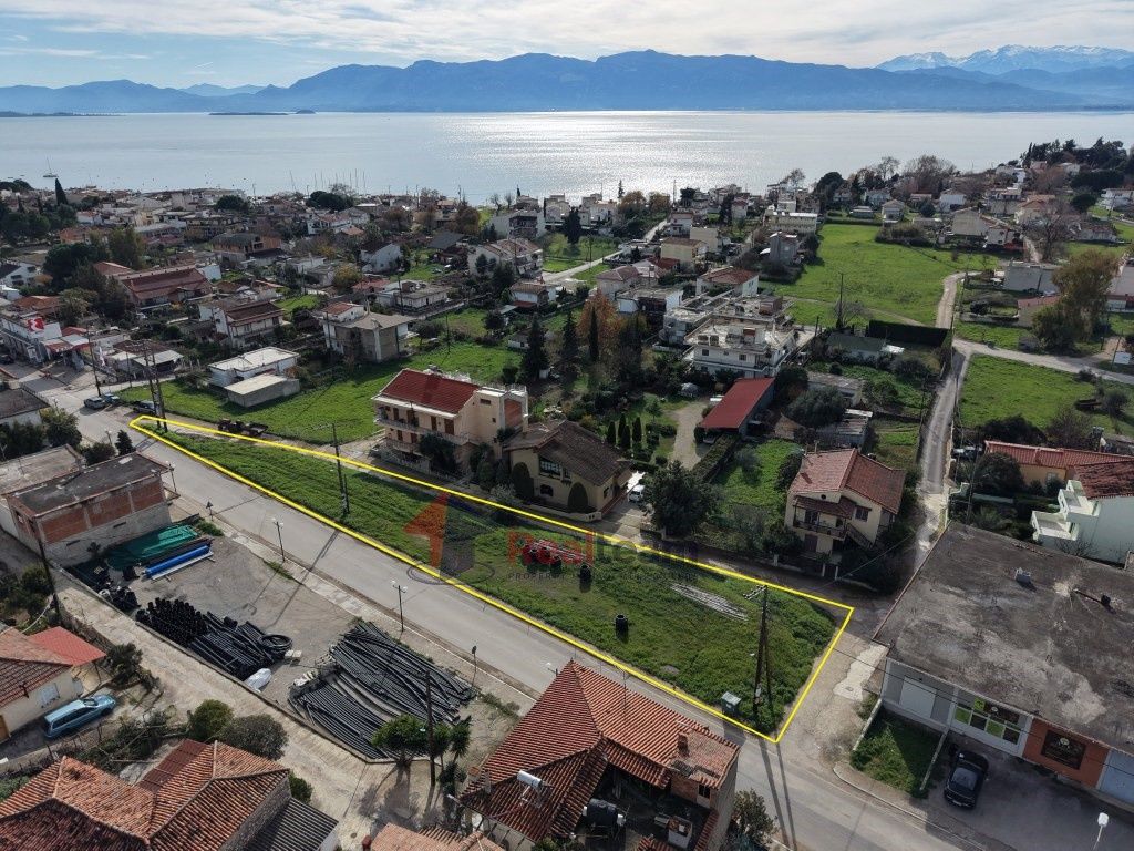 Property photo 2 of 24