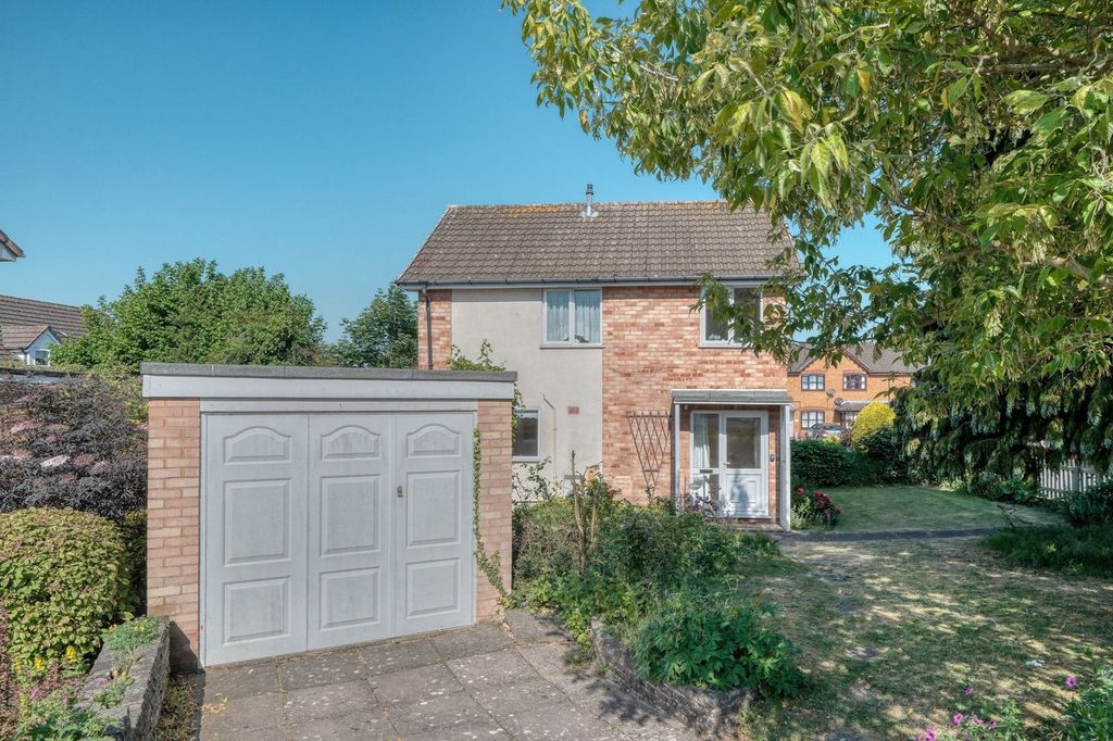 Property photo 1 of 15