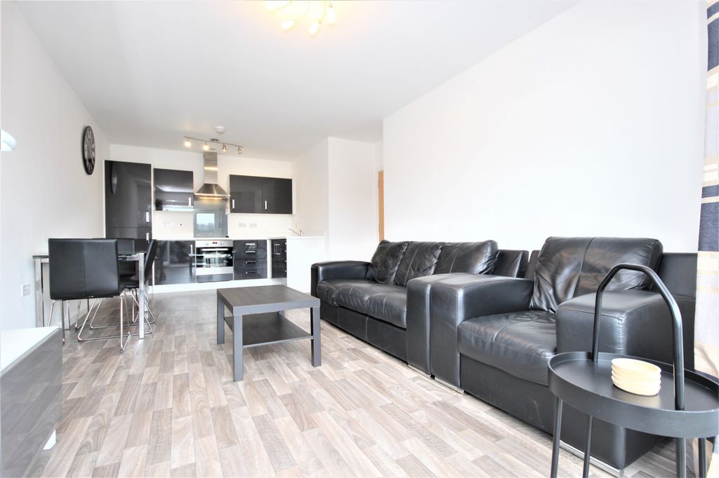 Property photo 2 of 13