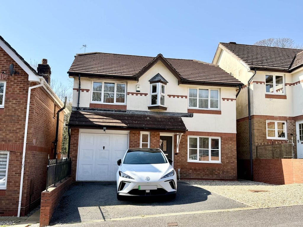 Property photo 1 of 20