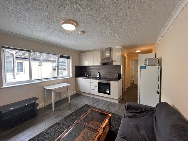 Property photo 1 of 4