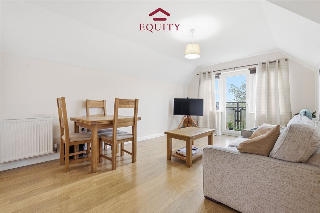 Property photo 2 of 16 Picture No. 19