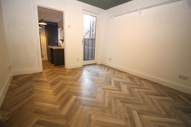 Property photo 2 of 11 Sitting Room