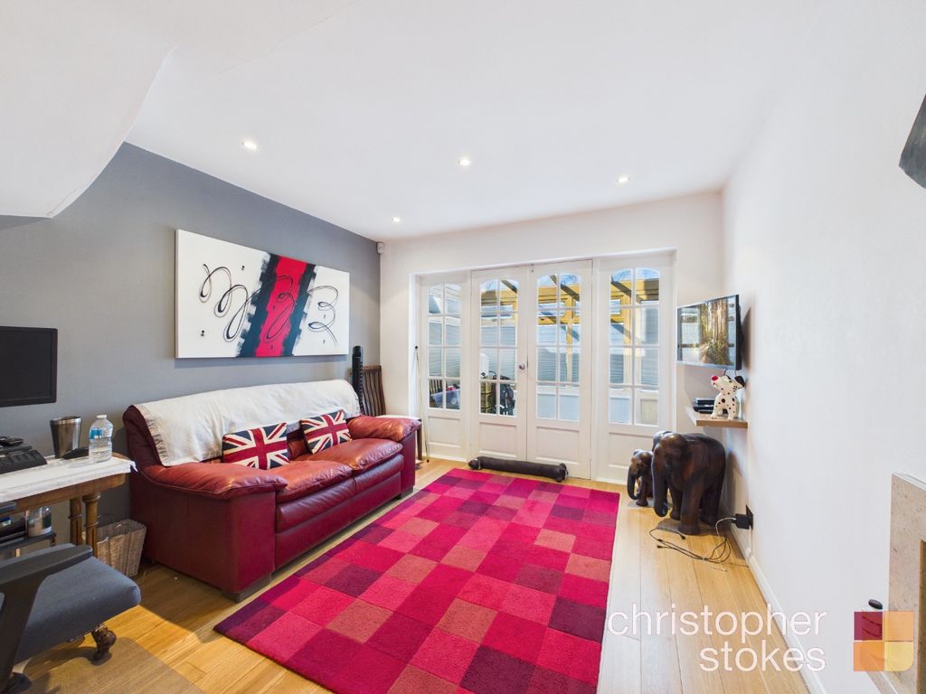 Property photo 2 of 23 3619544