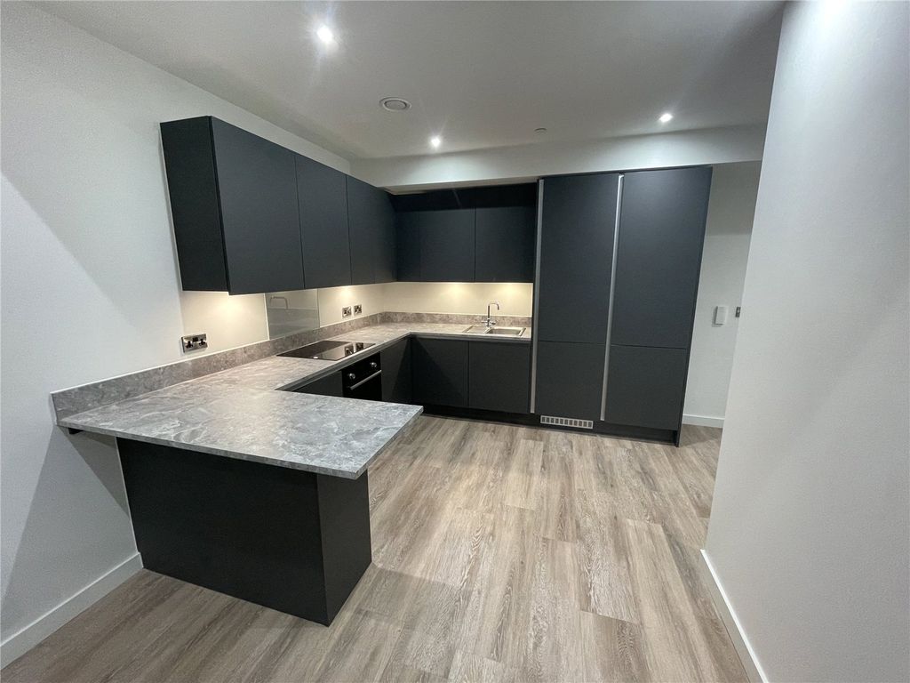 Property photo 2 of 12 Picture No. 05