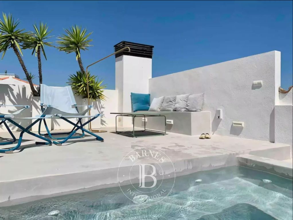 Property photo 1 of 26 Townhouse With Private Pool And Tourist Licence In The Historic Centre Of L'escala