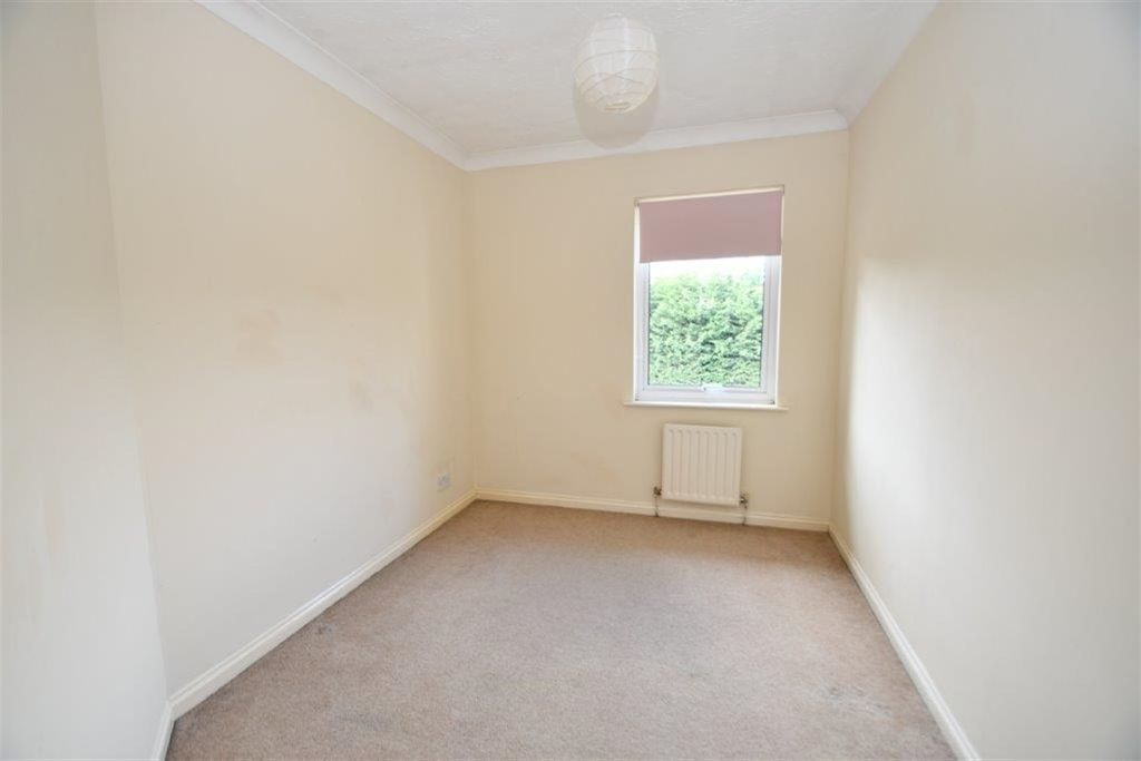 Additional image 6 of 3 bed flat for saleSalisbury Road, Farnborough GU14