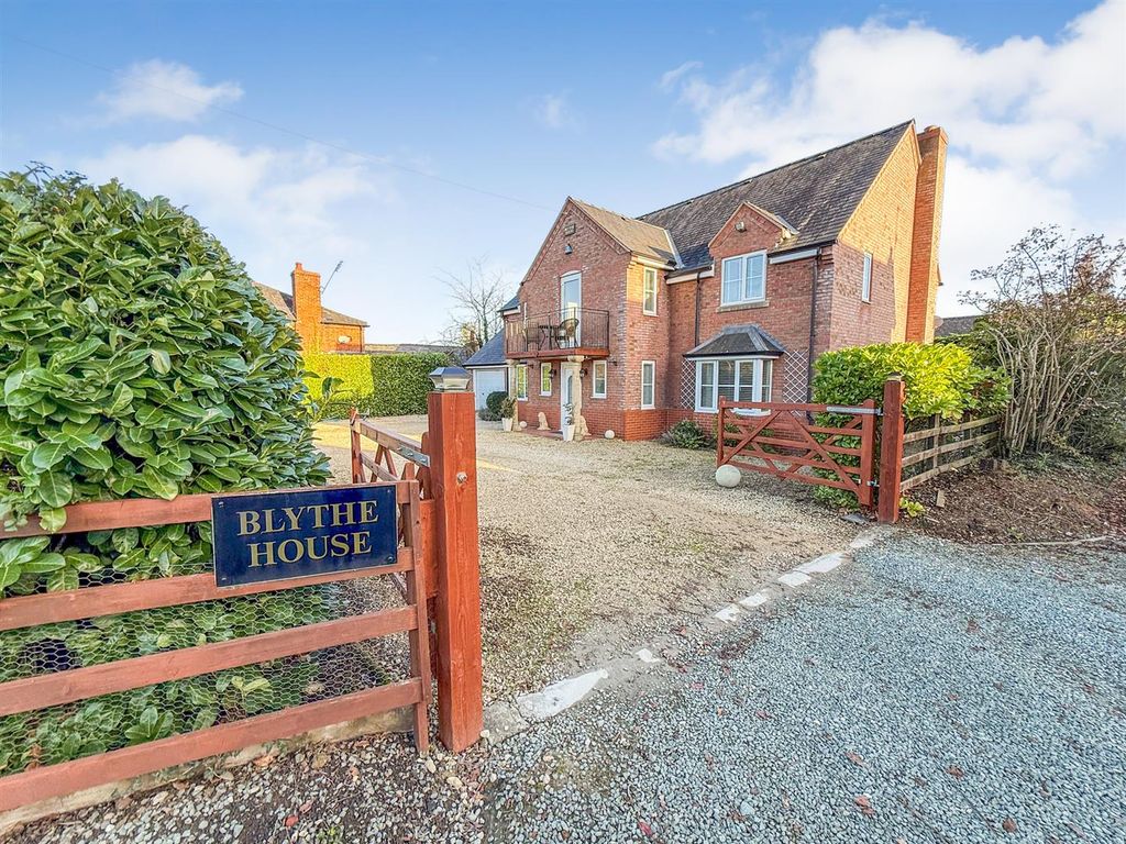 Property photo 2 of 24 Directions