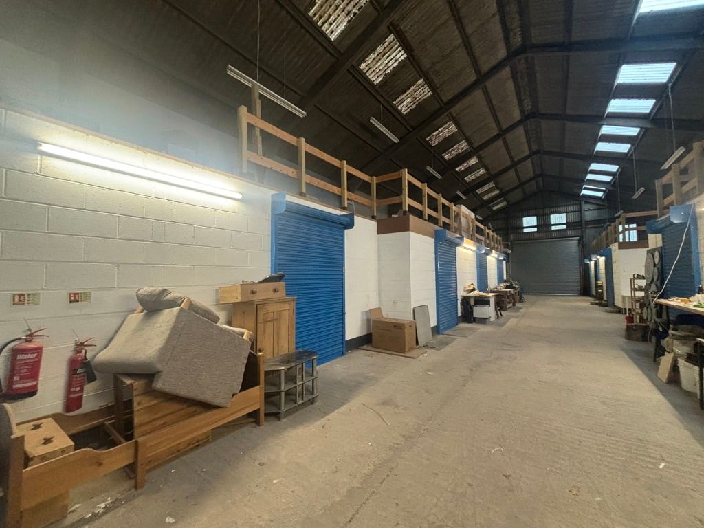 Property photo 3 of 5 Photo 8