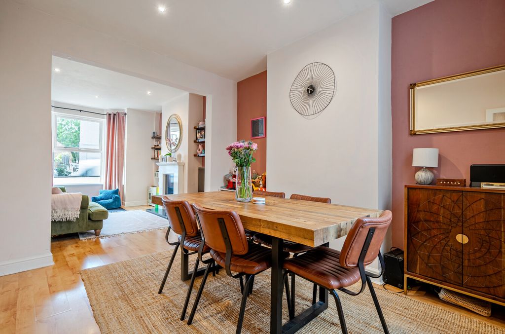 Property photo 3 of 16 Dining Room